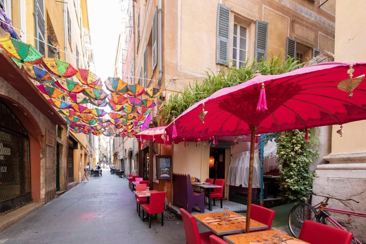 Spacious And Bright Flat Close To The : Heart Of Old Nizza