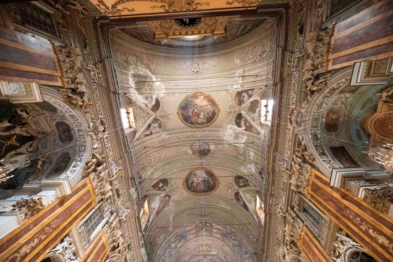 Spacious And Bright Flat Close To The : Heart Of Old Nizza